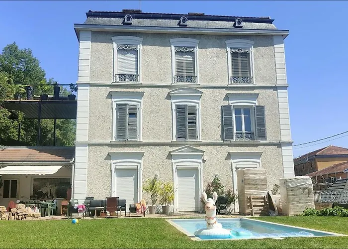Joli Studio Dans Maison De Maitre